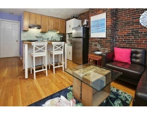 Photo - 17 Grove St Unit 2