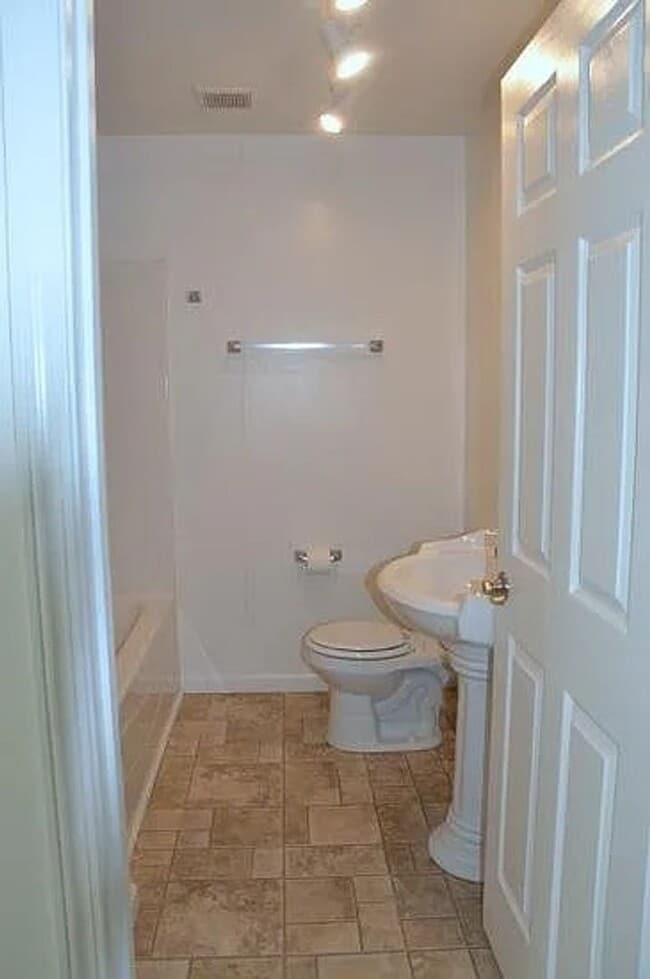 Photo - 701 N Florence St Unit 701 NORTH FLORENCE APT A