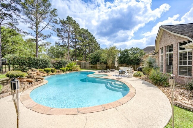 Photo - 5318 Pebble Way Ln