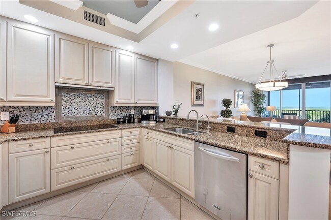 Building Photo - 23850 Via Italia Cir Unit 404