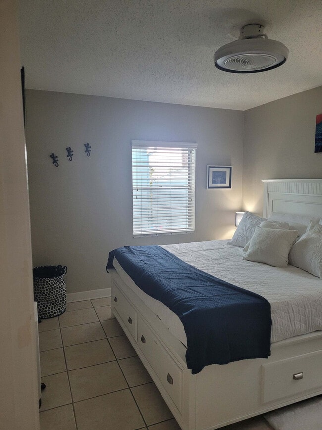 Photo - 483 E Shore Dr Unidad SI FL1-ID1507031P