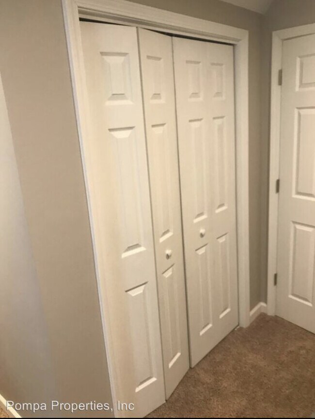 Photo - Round Top Garage Apartment