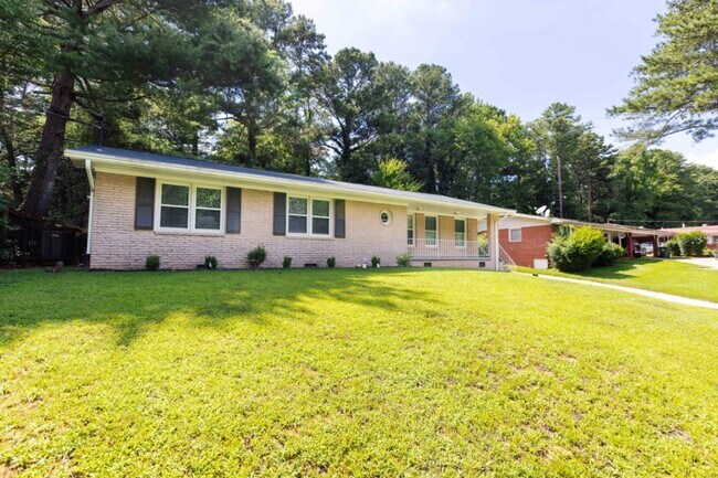 Photo - 1779 Fort Valley Dr SW House