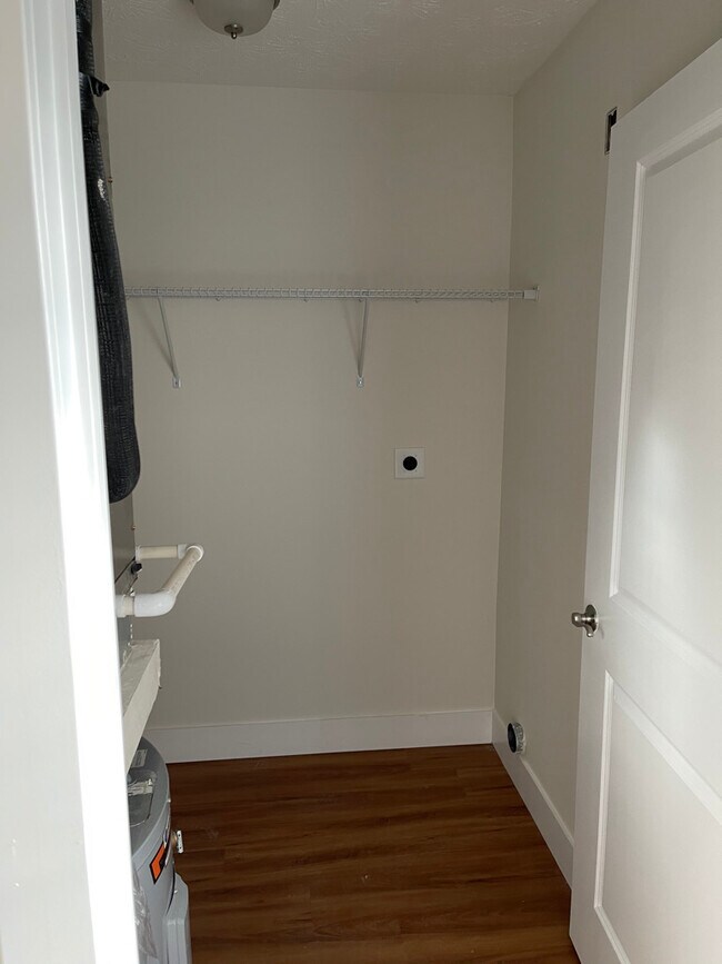 90 Courtyard Ln Townhome Townhome Rental in Amelia OH