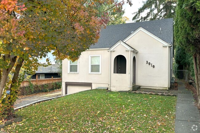 Building Photo - Charming 3 bd House For Rent