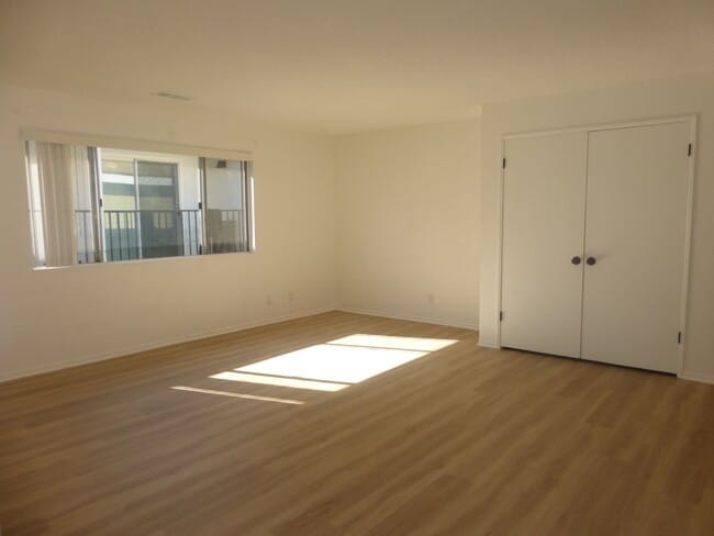 673 W 20th St Unidad 3