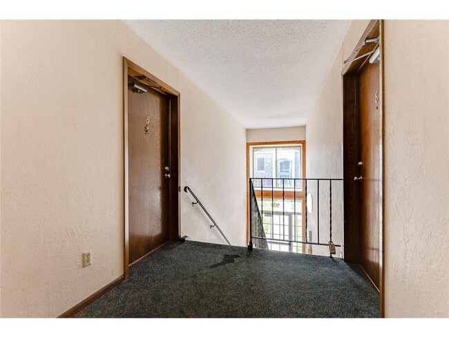 Photo - 900 9th Ave S Unit 7