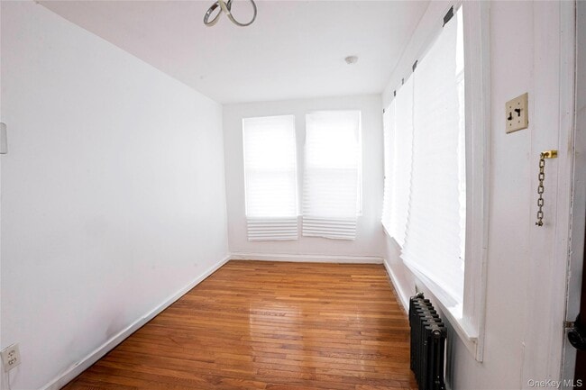 Photo - 109-40 175th St