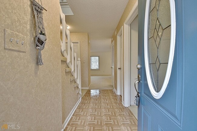 Photo - 72 Cobblestone Creek