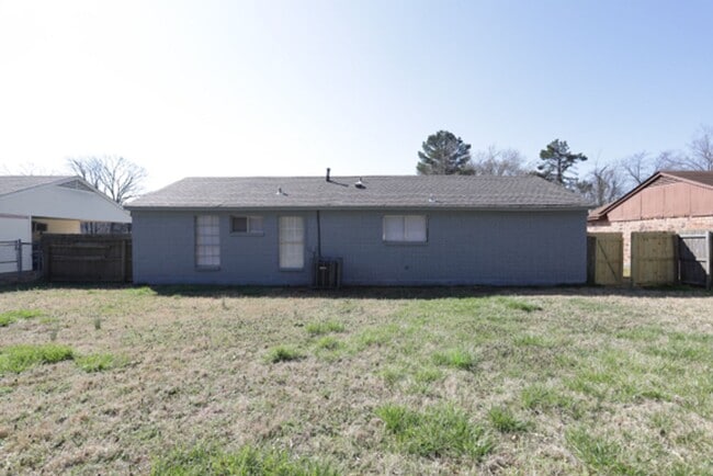 Photo - 1274 Parkrose Rd