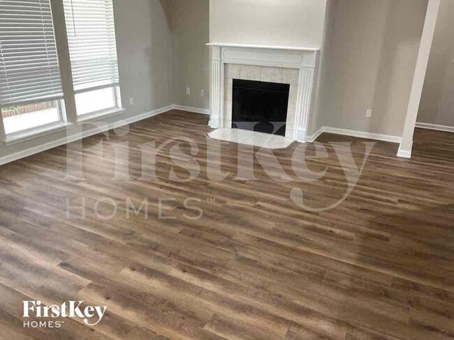 Photo - 4592 Royal Port Dr