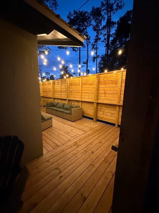 Photo - 742 Parklawn Ct