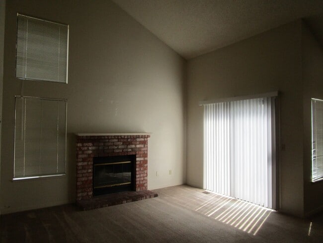 Photo - 2542 Vista Grande