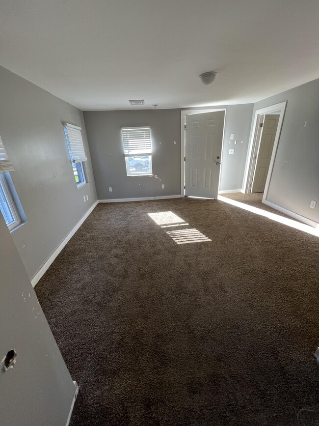 Photo - 109 S 12th St