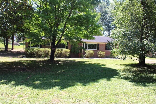 Photo - 109 Hillcrest Ln