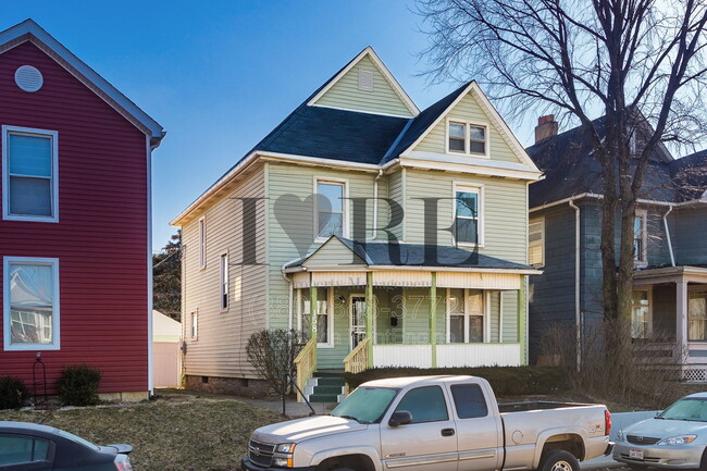 Photo - 158 Dakota Ave