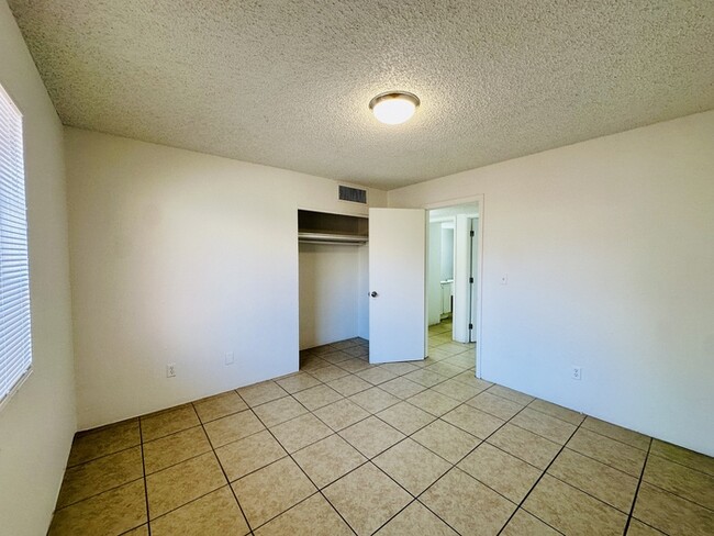 $300 OFF Move In Special! 2 Bedroom with W... - $300 OFF Move In Special! 2 Bedroom with W... Casa