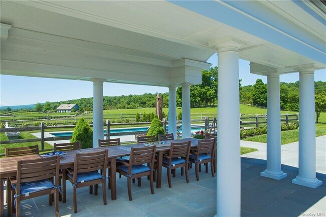 Photo - 200 Chase Rd