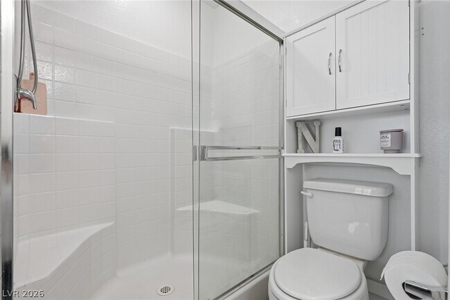 Photo - 6155 Garden Oasis St