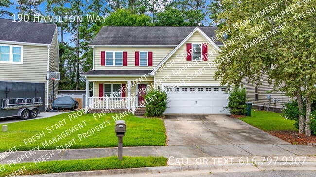 Photo - 190 Hamilton Way