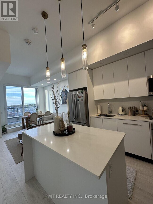 Photo - 181 Sheppard Ave E Unit 801