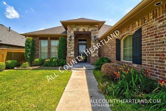 Photo - 232 SW 169th St