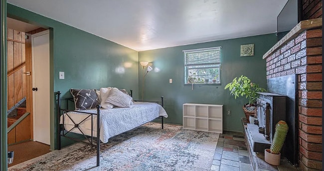 Photo - 7165 Kingstead Dr
