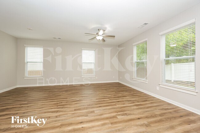 2037 Hamilton Hill Dr