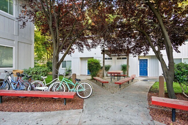 Photo - 1119 West Sacramento Avenue