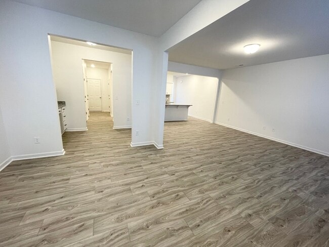 Photo - 3 br  Quiet community, paired Home minutes from I-77 and I-40