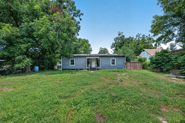 4118 Sunflower St