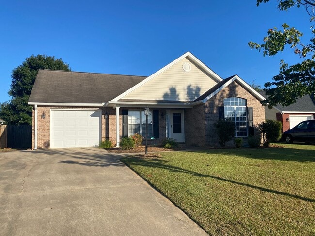Building Photo - 221 Stirling Bridge Dr