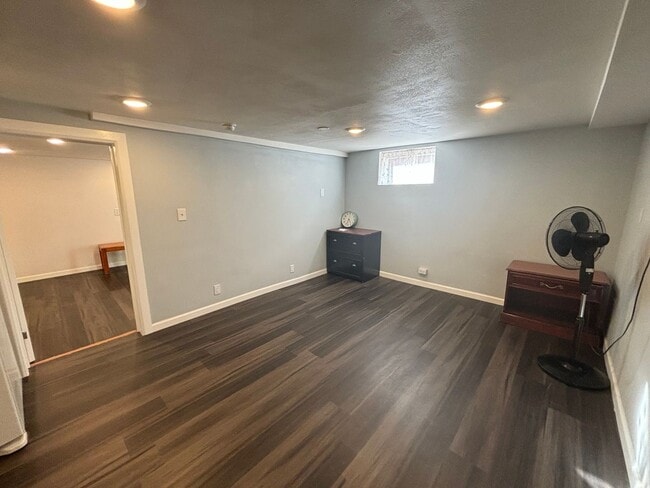 Photo - Haines 308 Unit #2