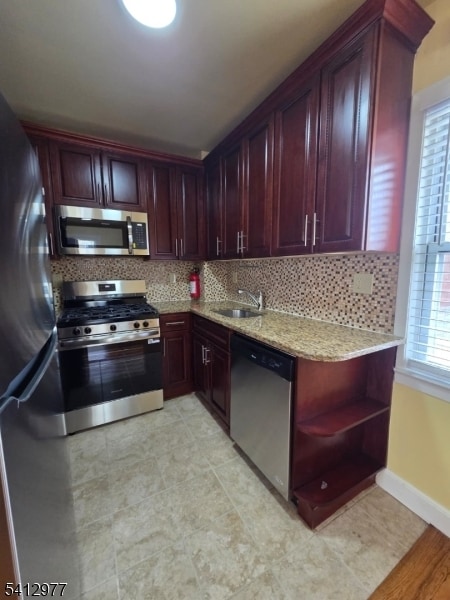 Building Photo - 5 Bay Ave Unit 2