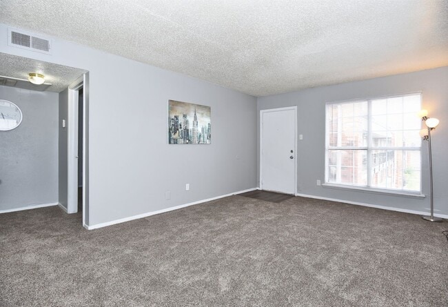 Photo - Heatherstone Apartments