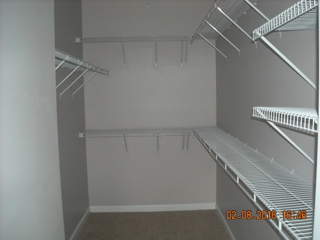 Master Closet - 1002 Stockton Rdg Unit 1002