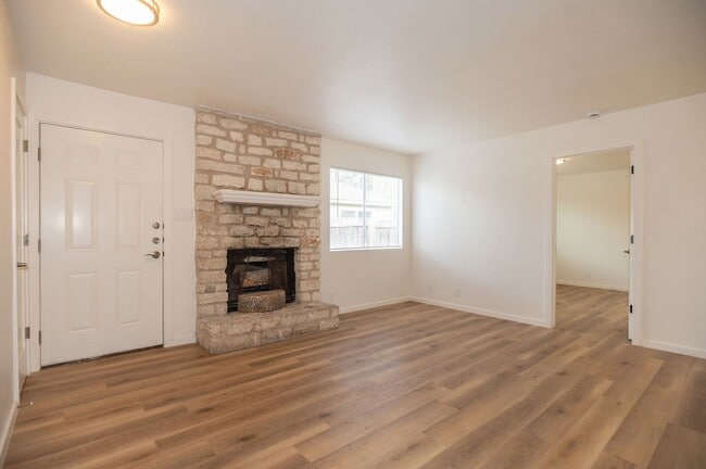 Photo - 2304 Rachael Ct Unit A