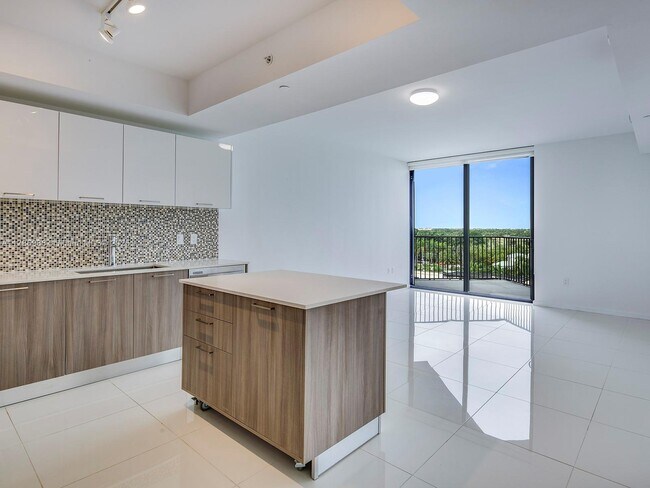 Photo - 5300 Paseo Blvd Unit 508