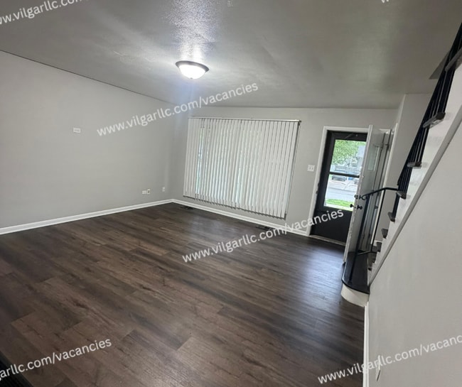 Photo - 2721 40th Pl