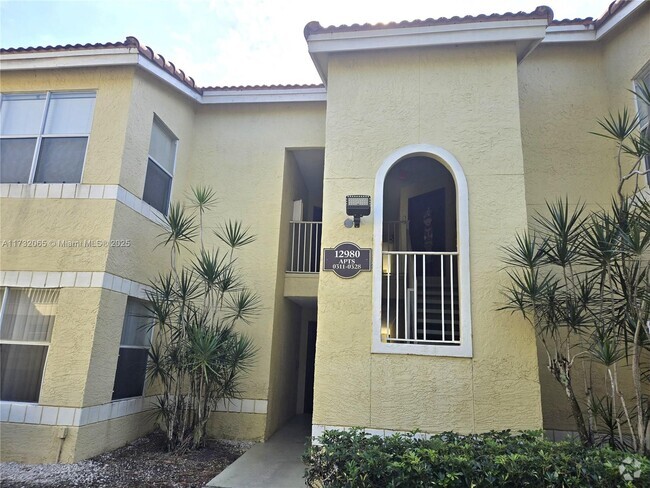 Building Photo - 12980 Vista Isles Dr Unit 327 Rental