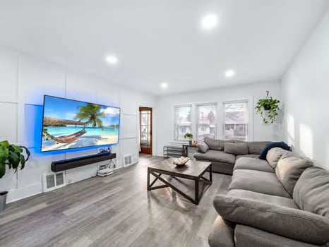 Photo - 429 S Kenwood Ave