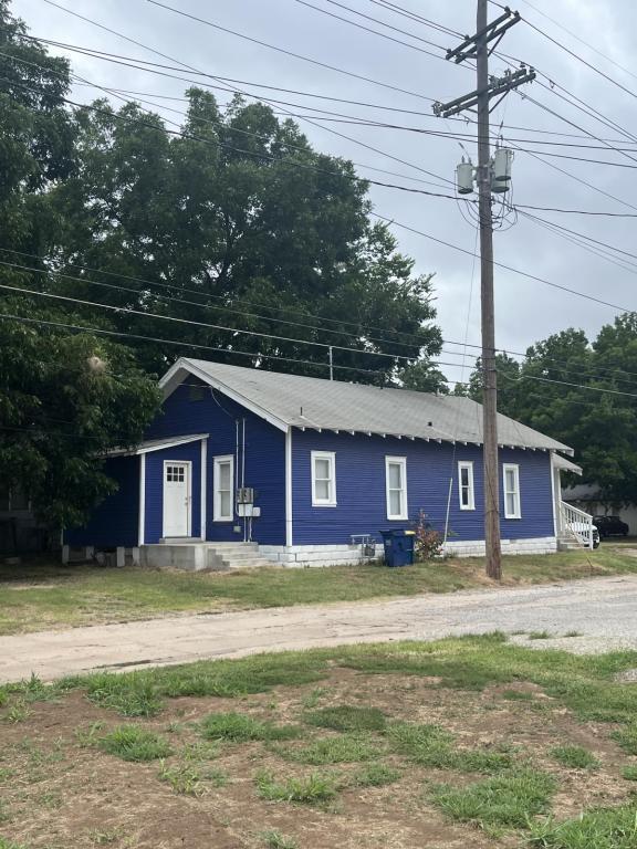 Building Photo - 113.5 E Elm Ave Rental
