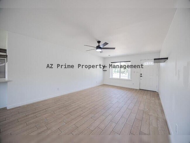 Photo - 2519 W Vineyard Rd