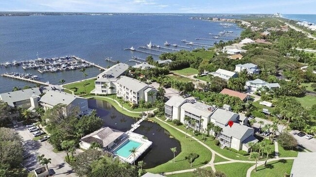 Building Photo - 1550 NE Ocean Blvd Unit B101 Rental