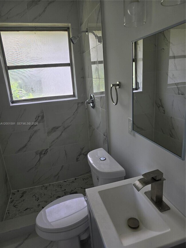 Photo - 2418 Sherman St Unit 1