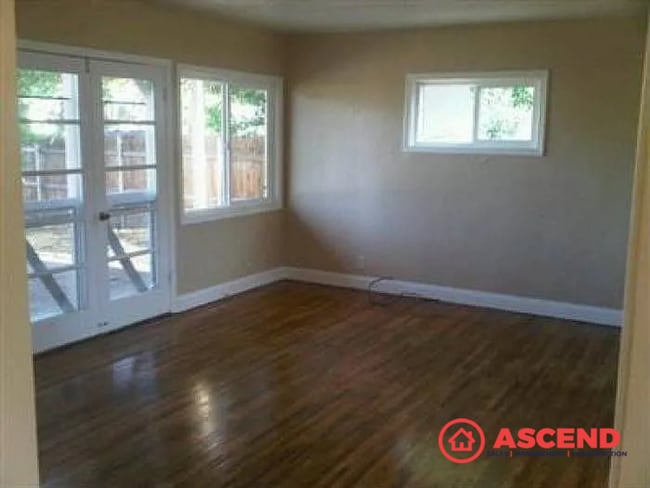 Photo - Charming 3 Bed, 1 Bath Home with Garage in Bakersfield