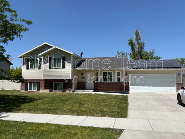 Photo - 1489 W 690 S House