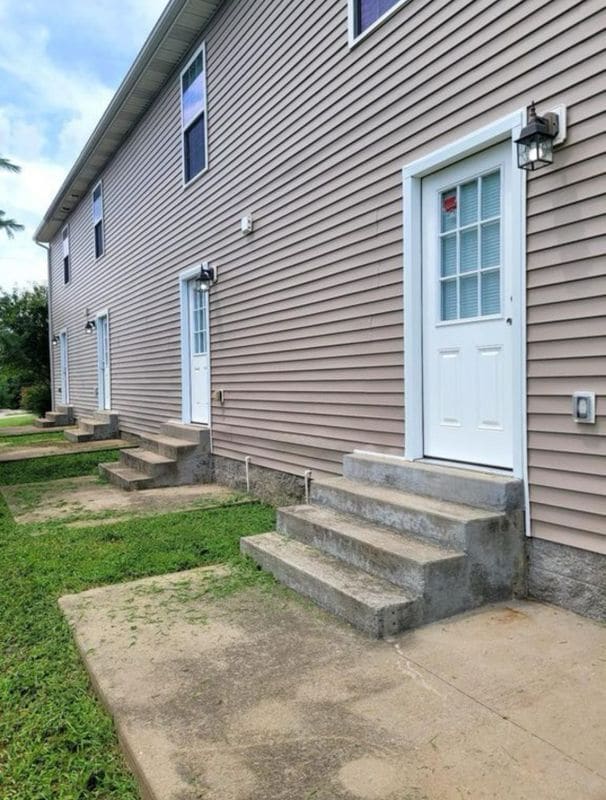 Photo - 120 Corvette View Ct