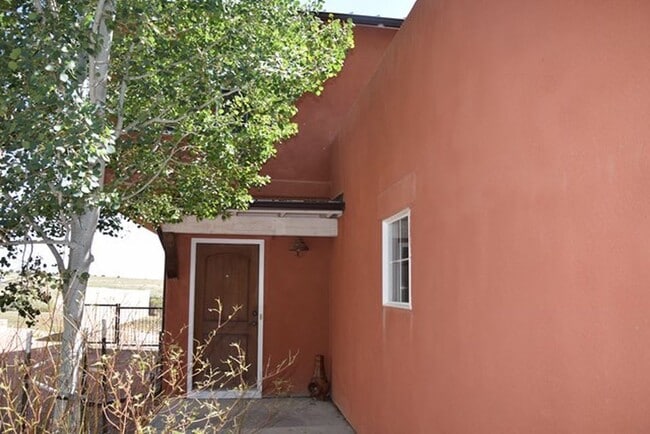 Photo - 3 bedroom 2 bath near golf course