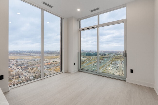 Photo - 29 York Garden Wy